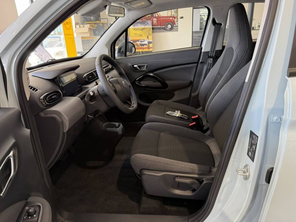 T03
