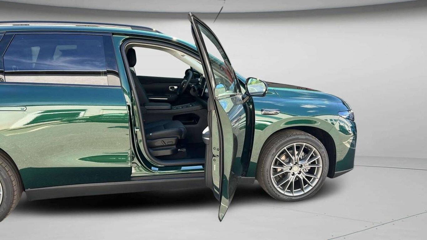 C10 Design
