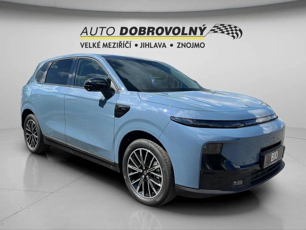 B10 DESIGN HYBRID EV 218 k, 18,8 kWh
