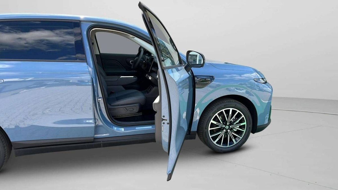 B10 DESIGN HYBRID EV 218 k, 18,8 kWh