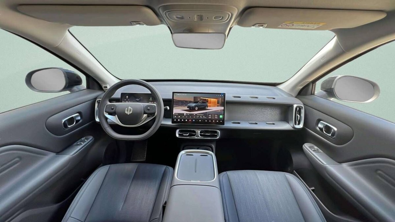B10 DESIGN HYBRID EV 218 k, 18,8 kWh