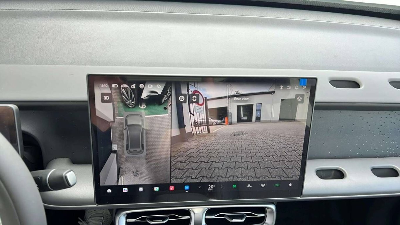 B10 DESIGN HYBRID EV 218 k, 18,8 kWh