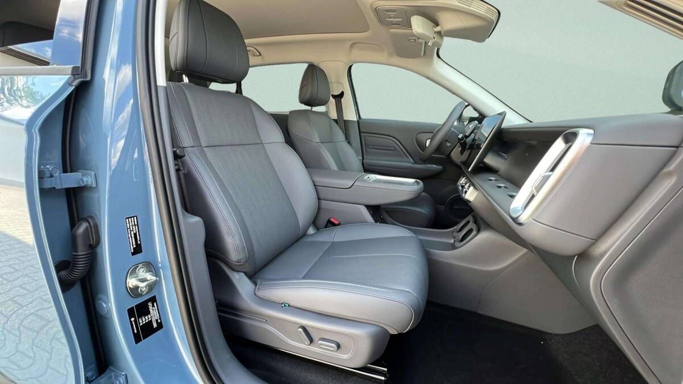 B10 DESIGN HYBRID EV 218 k, 18,8 kWh