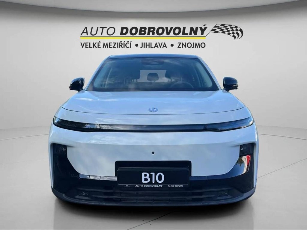 B10 DESIGN HYBRID EV 218 k, 18,8 kWh