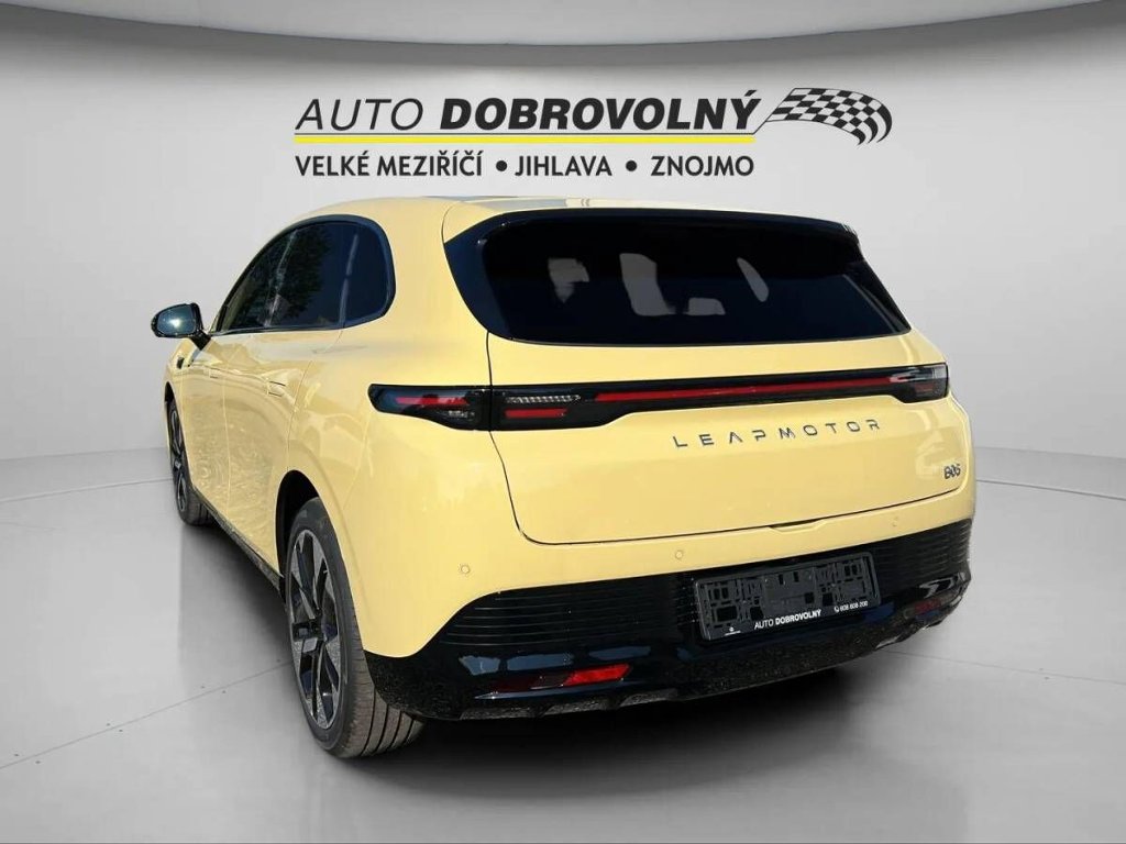 B05 DESIGN 218k, 67,1kWh