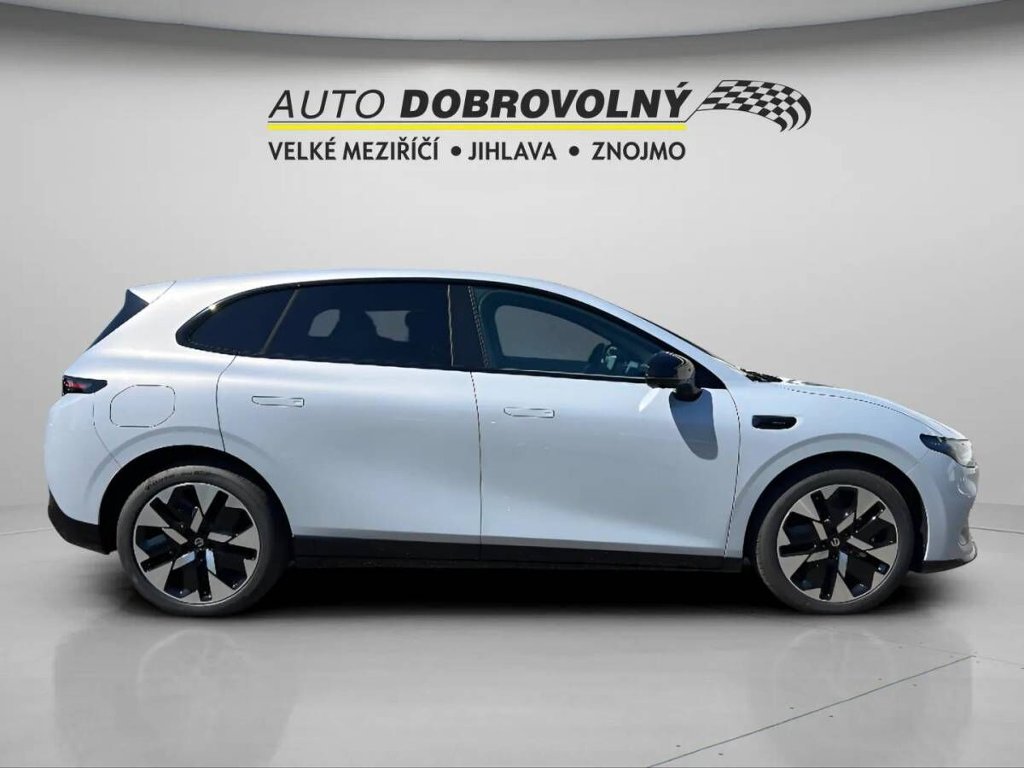 B05 DESIGN 218k, 67,1kWh