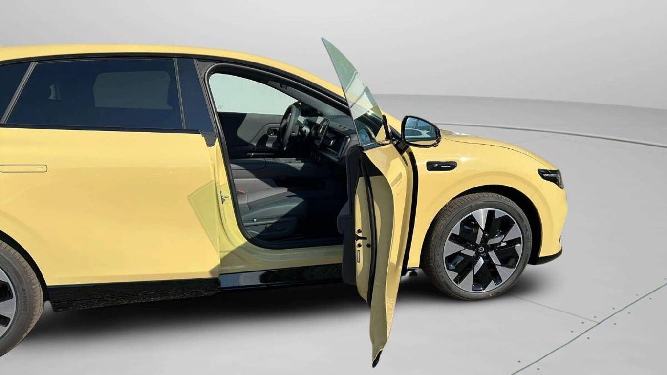 B05 DESIGN 218k, 67,1kWh