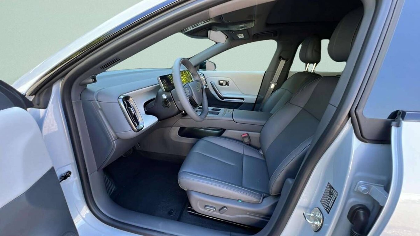 B05 DESIGN 218k, 67,1kWh