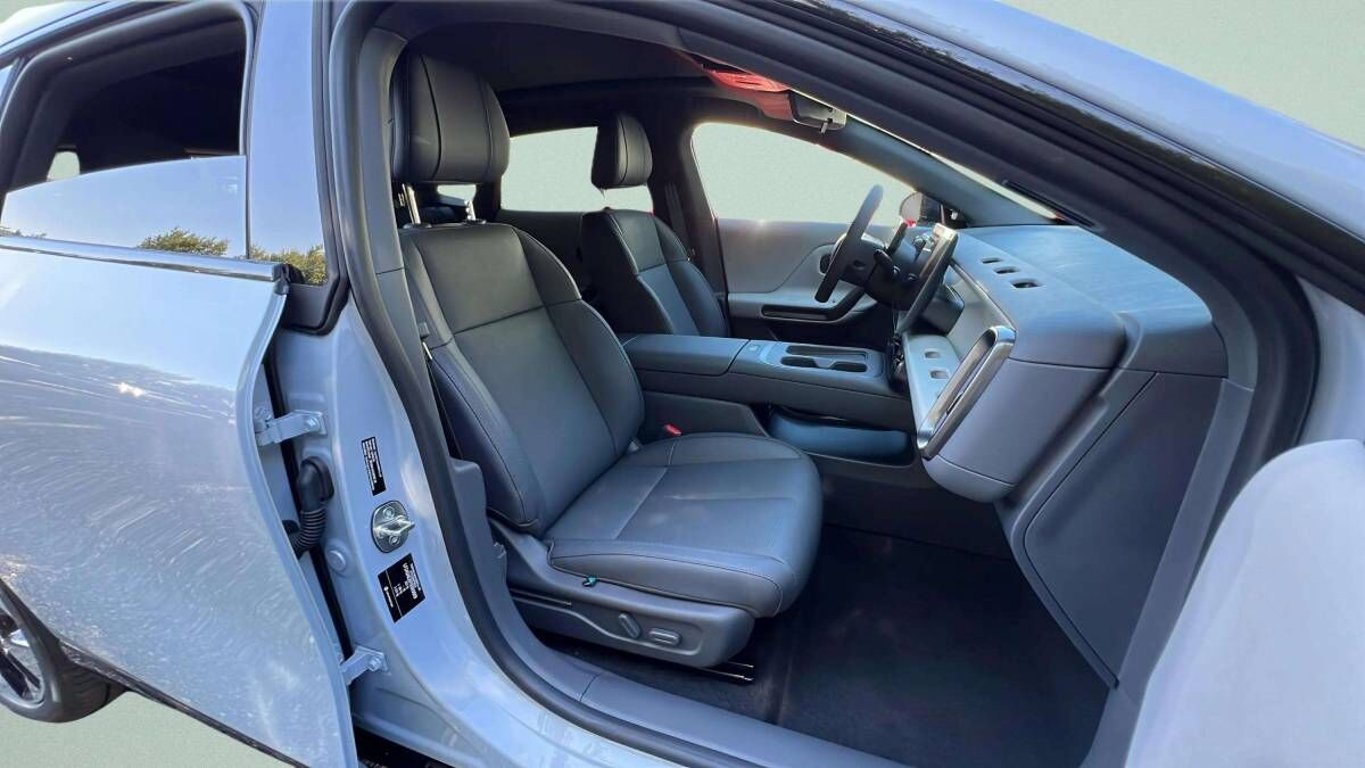 B05 DESIGN 218k, 67,1kWh