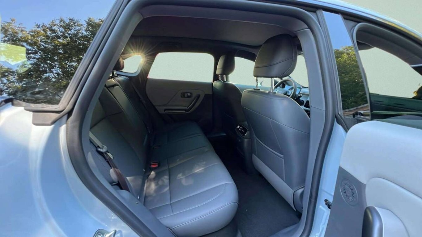 B05 DESIGN 218k, 67,1kWh