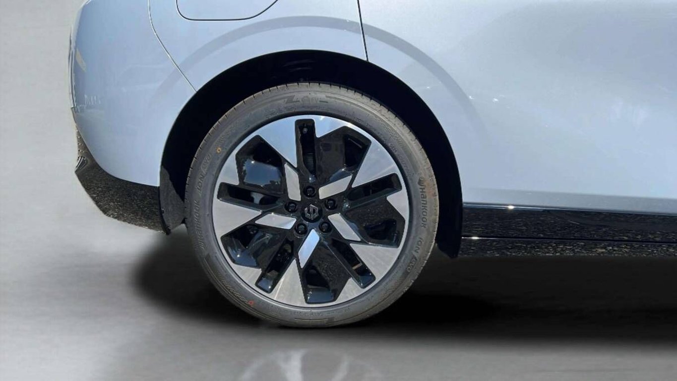 B05 DESIGN 218k, 67,1kWh