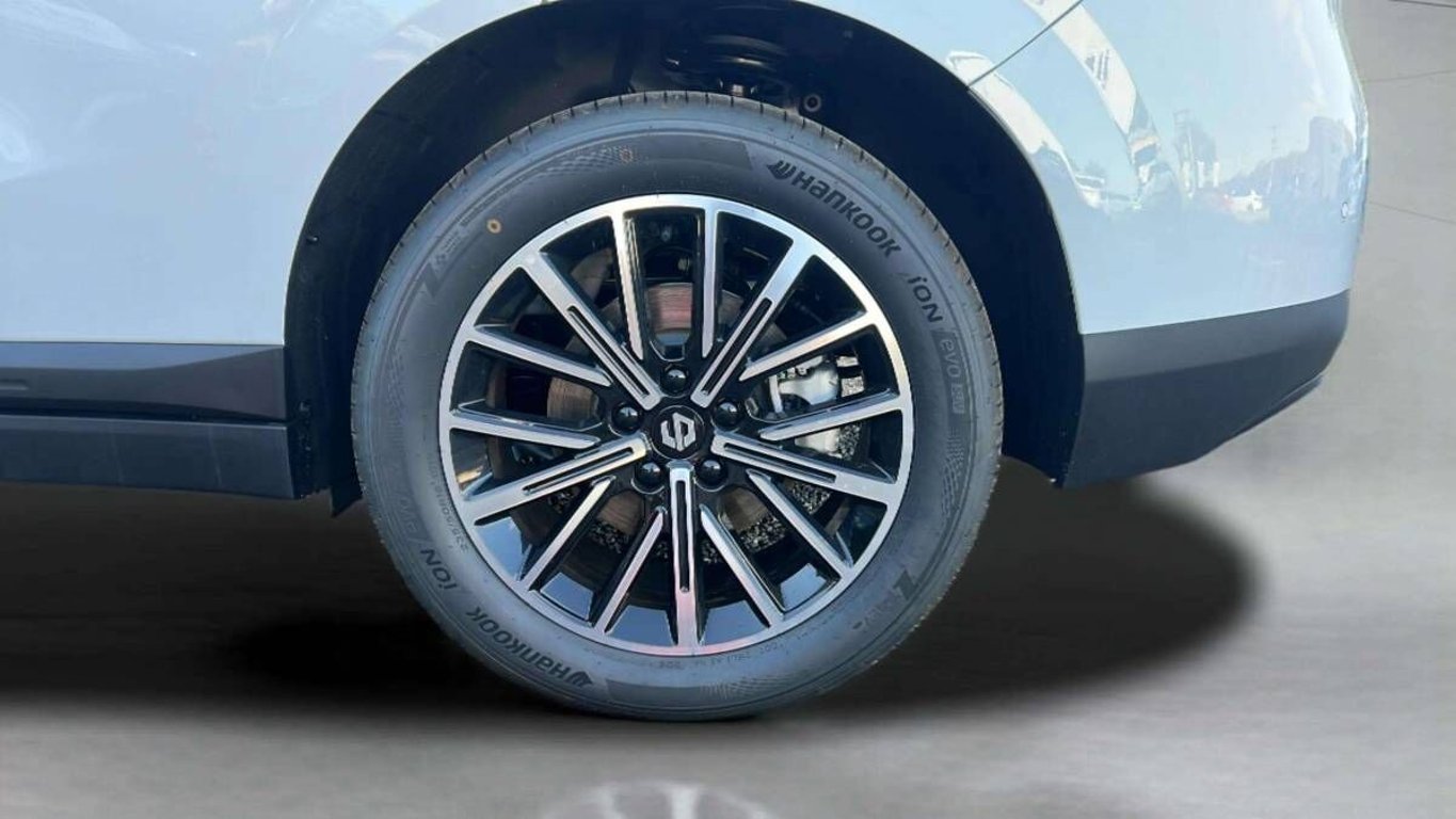 B10 DESIGN HYBRID EV 218 k, 18,8 kWh