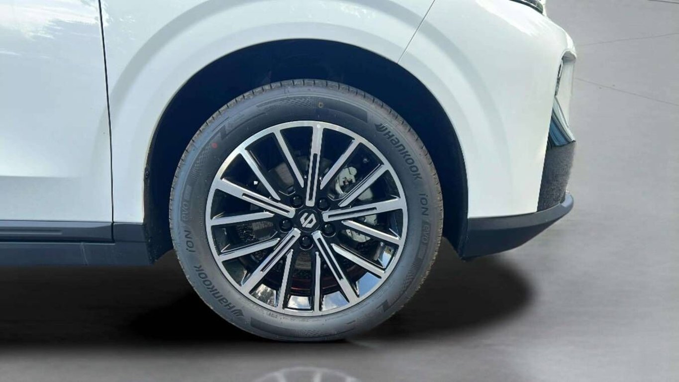 B10 DESIGN HYBRID EV 218 k, 18,8 kWh