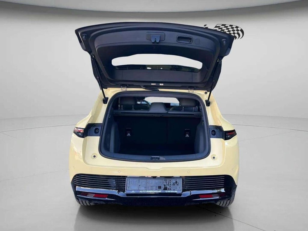 B05 DESIGN 218k, 67,1kWh