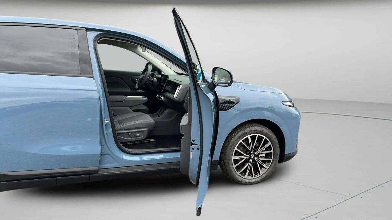 B10 DESIGN HYBRID EV 218 k, 18,8 kWh