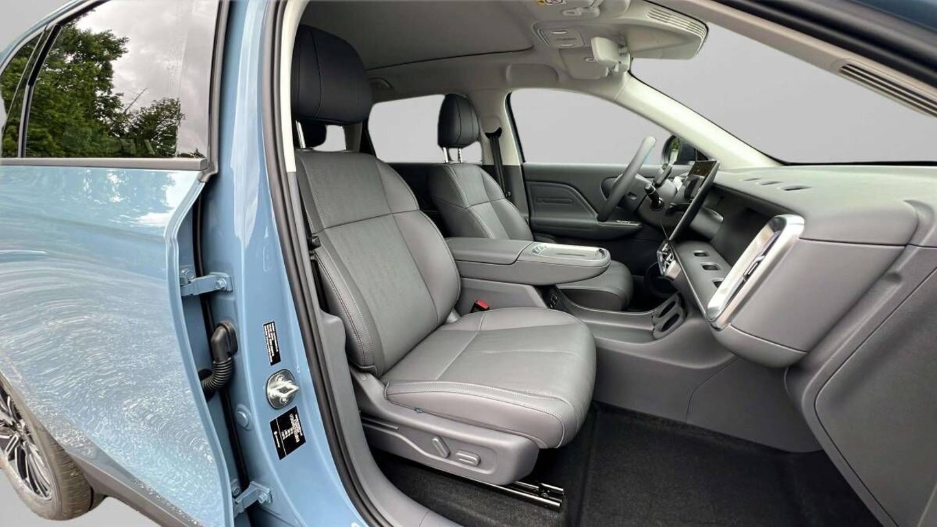 B10 DESIGN HYBRID EV 218 k, 18,8 kWh