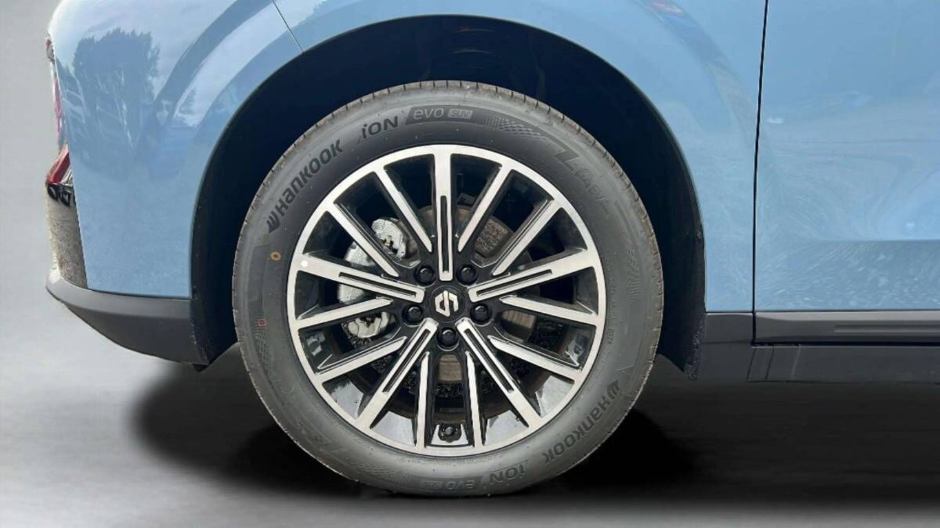 B10 DESIGN HYBRID EV 218 k, 18,8 kWh