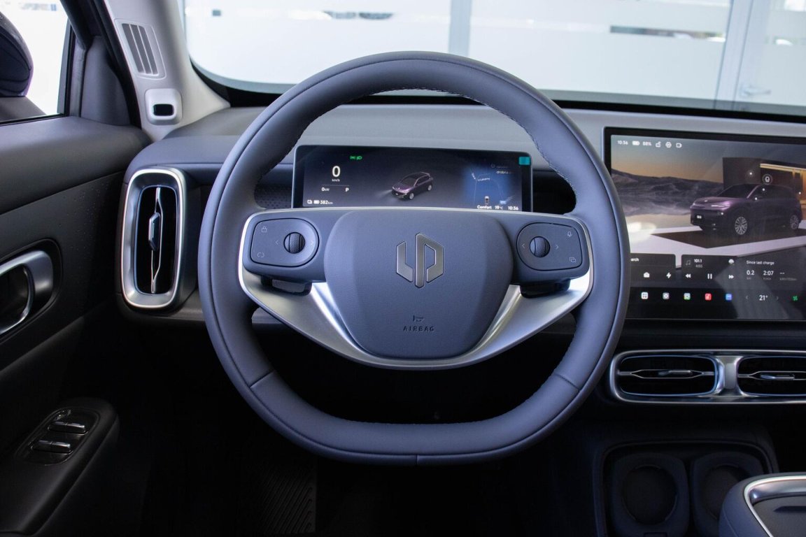 B10 DESIGN 67,1 kWh