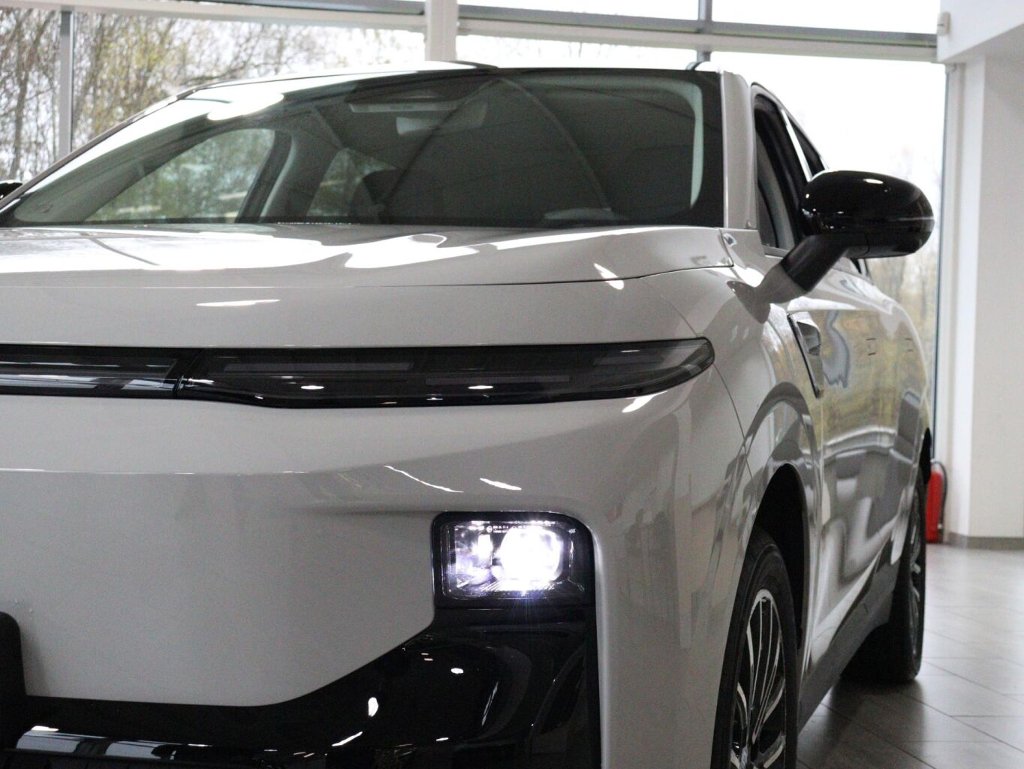 B10 DESIGN 67,1 kWh