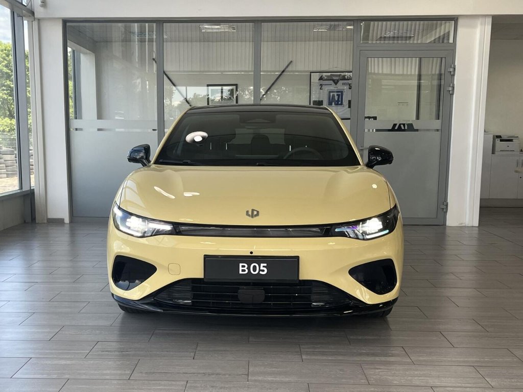 B05 DESIGN 218k, 67,1kWh