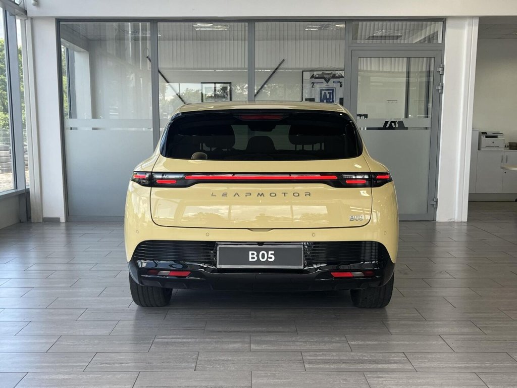 B05 DESIGN 218k, 67,1kWh
