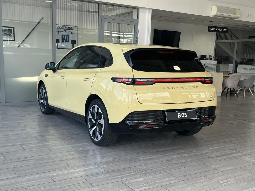 B05 DESIGN 218k, 67,1kWh