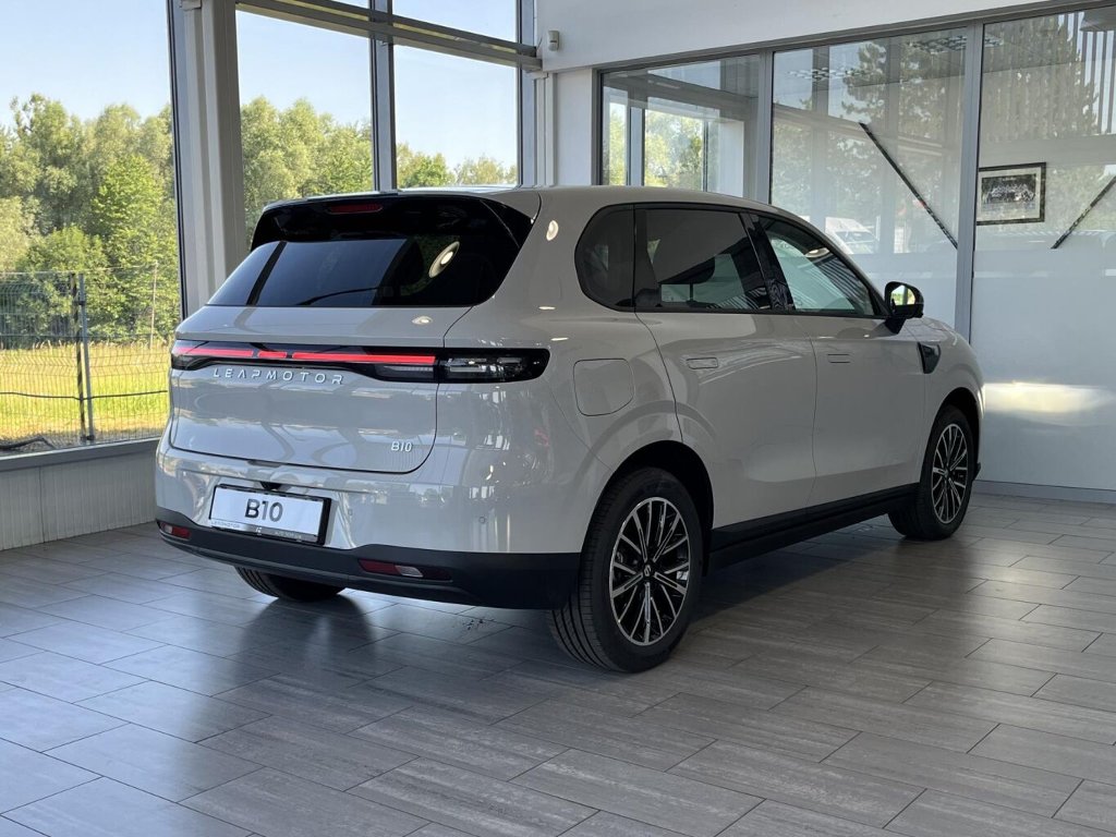B10 DESIGN HYBRID EV 218 k, 18,8 kWh