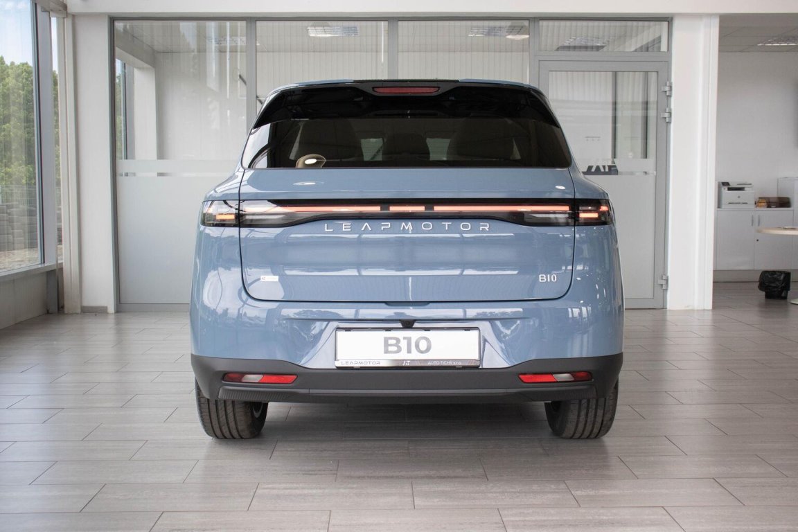 B10 DESIGN HYBRID EV 218 k, 18,8 kWh