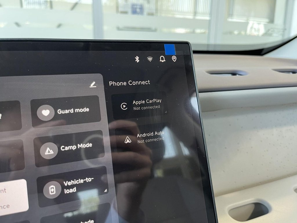 B10 DESIGN HYBRID EV 218 k, 18,8 kWh