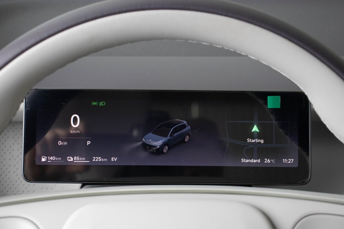 B10 DESIGN HYBRID EV 218 k, 18,8 kWh