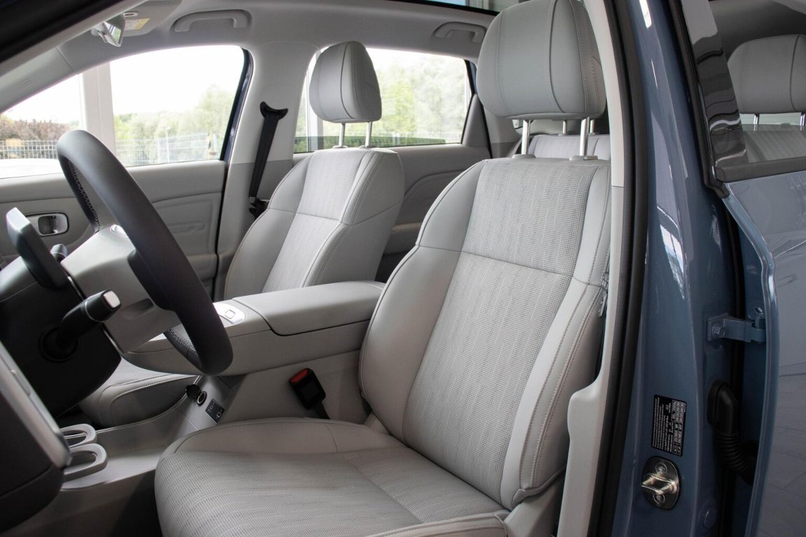 B10 DESIGN HYBRID EV 218 k, 18,8 kWh