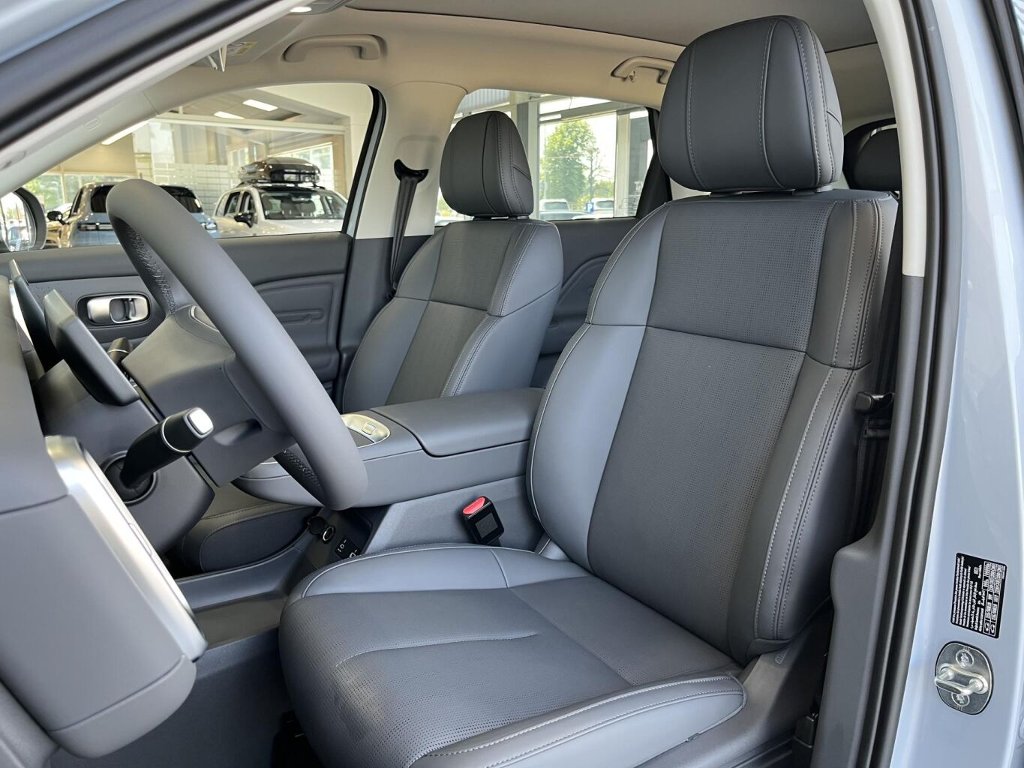 B10 DESIGN HYBRID EV 218 k, 18,8 kWh