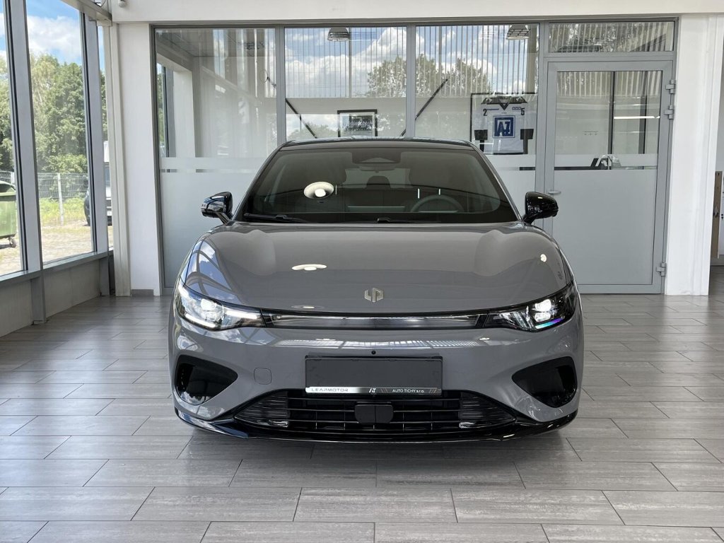 B05 DESIGN 218k, 67,1kWh