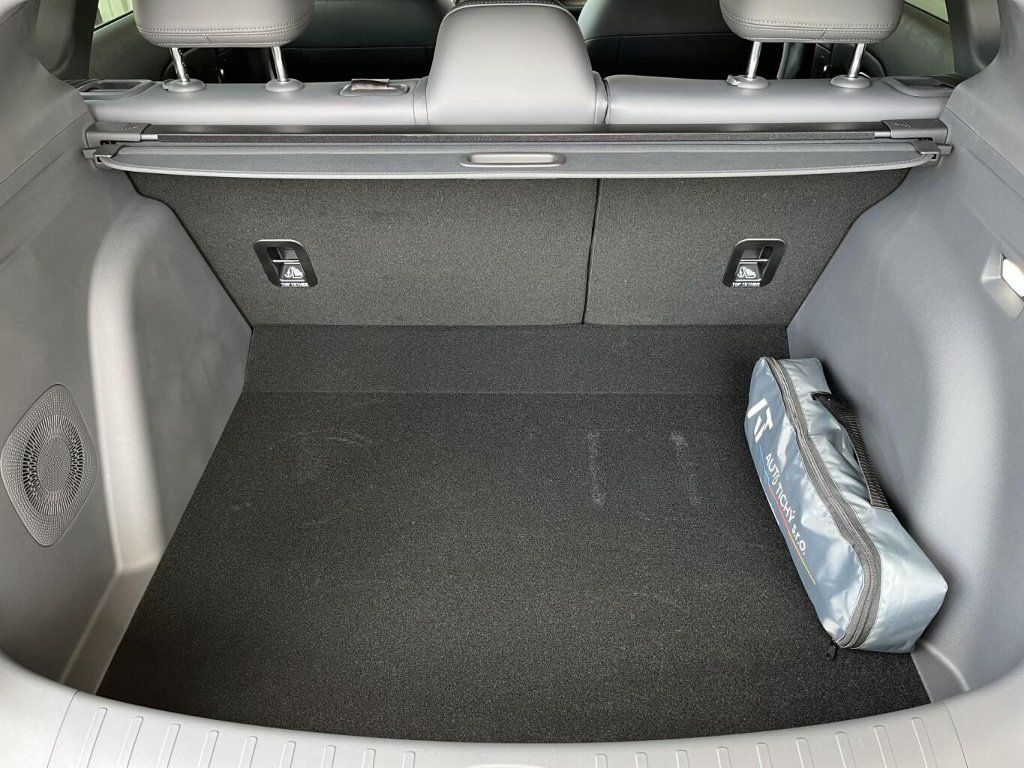 B05 DESIGN 218k, 67,1kWh