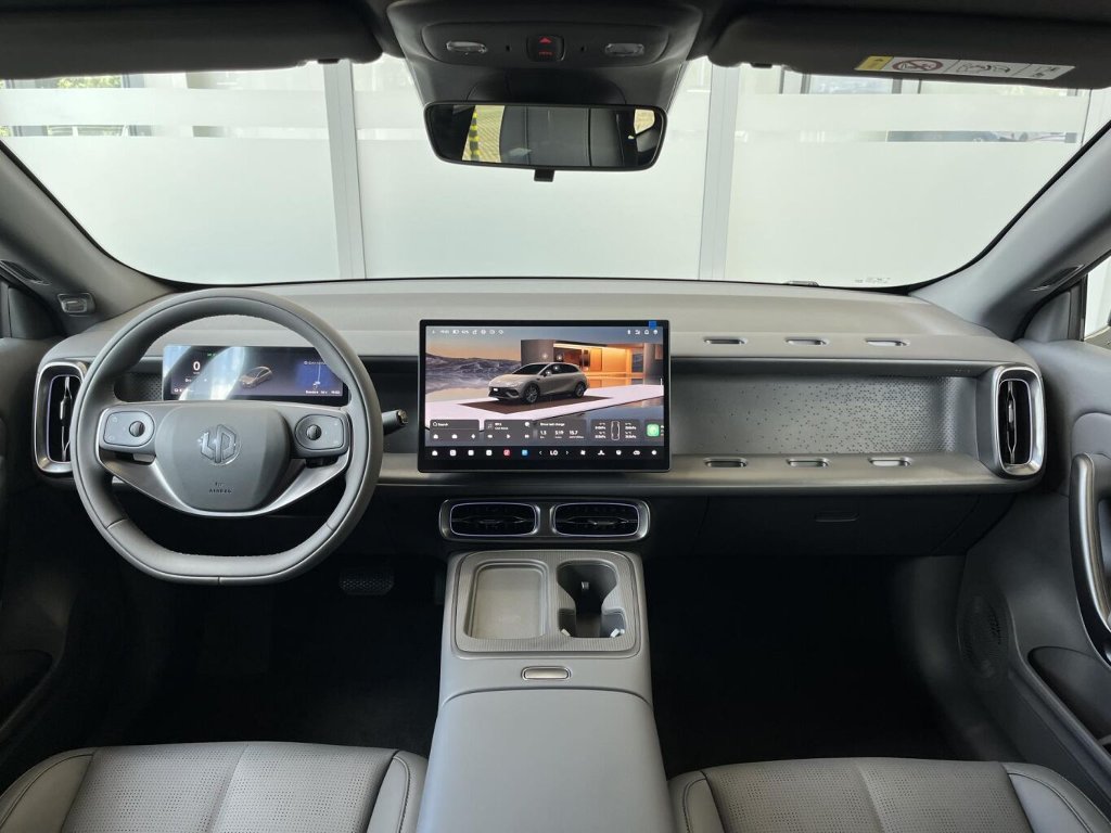 B05 DESIGN 218k, 67,1kWh