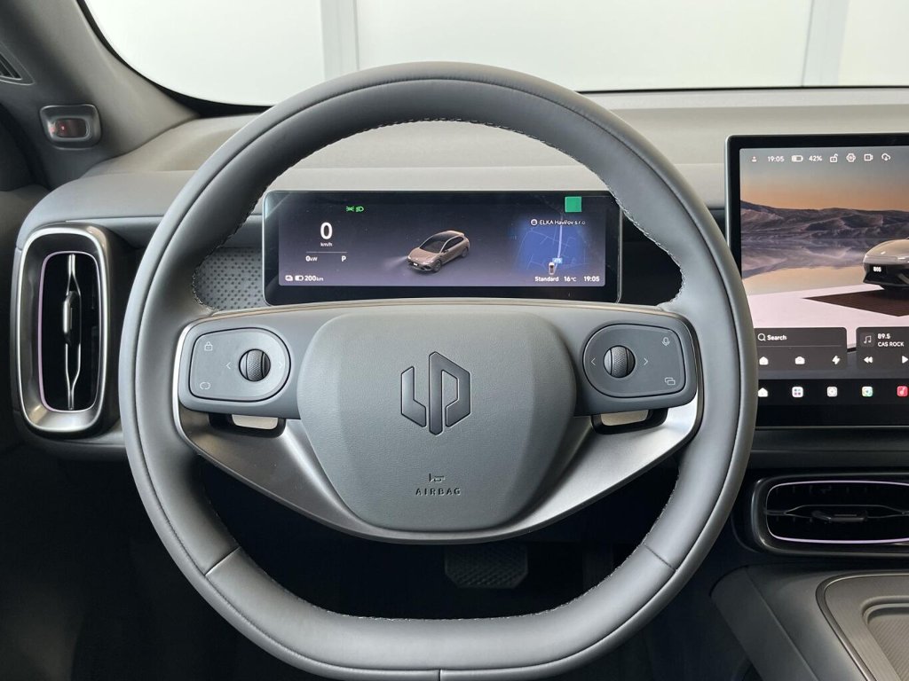 B05 DESIGN 218k, 67,1kWh