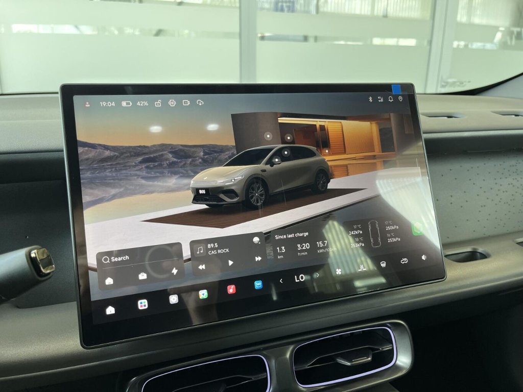 B05 DESIGN 218k, 67,1kWh