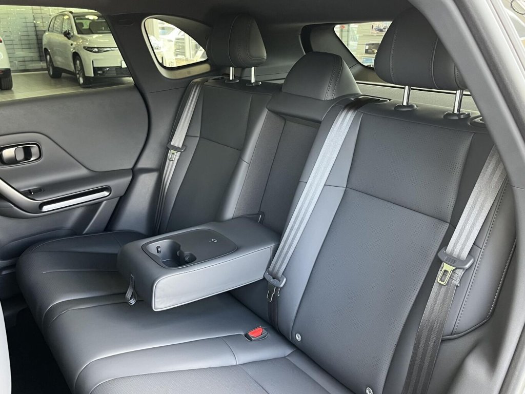 B05 DESIGN 218k, 67,1kWh