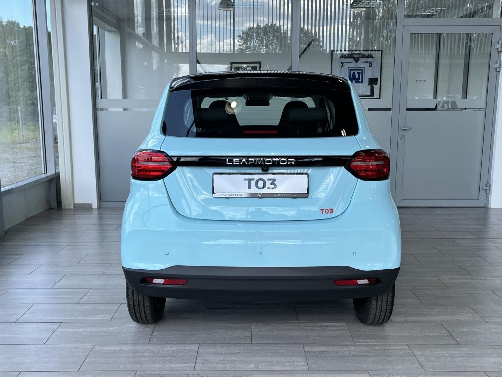 T03