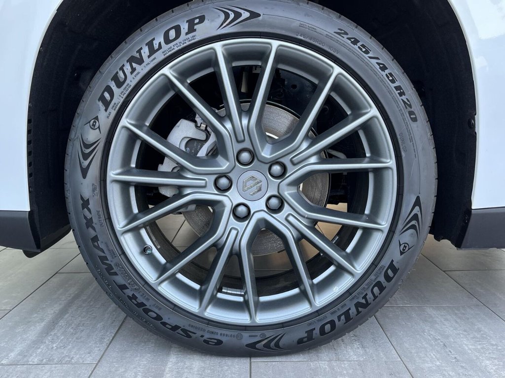 C10 Design REEV