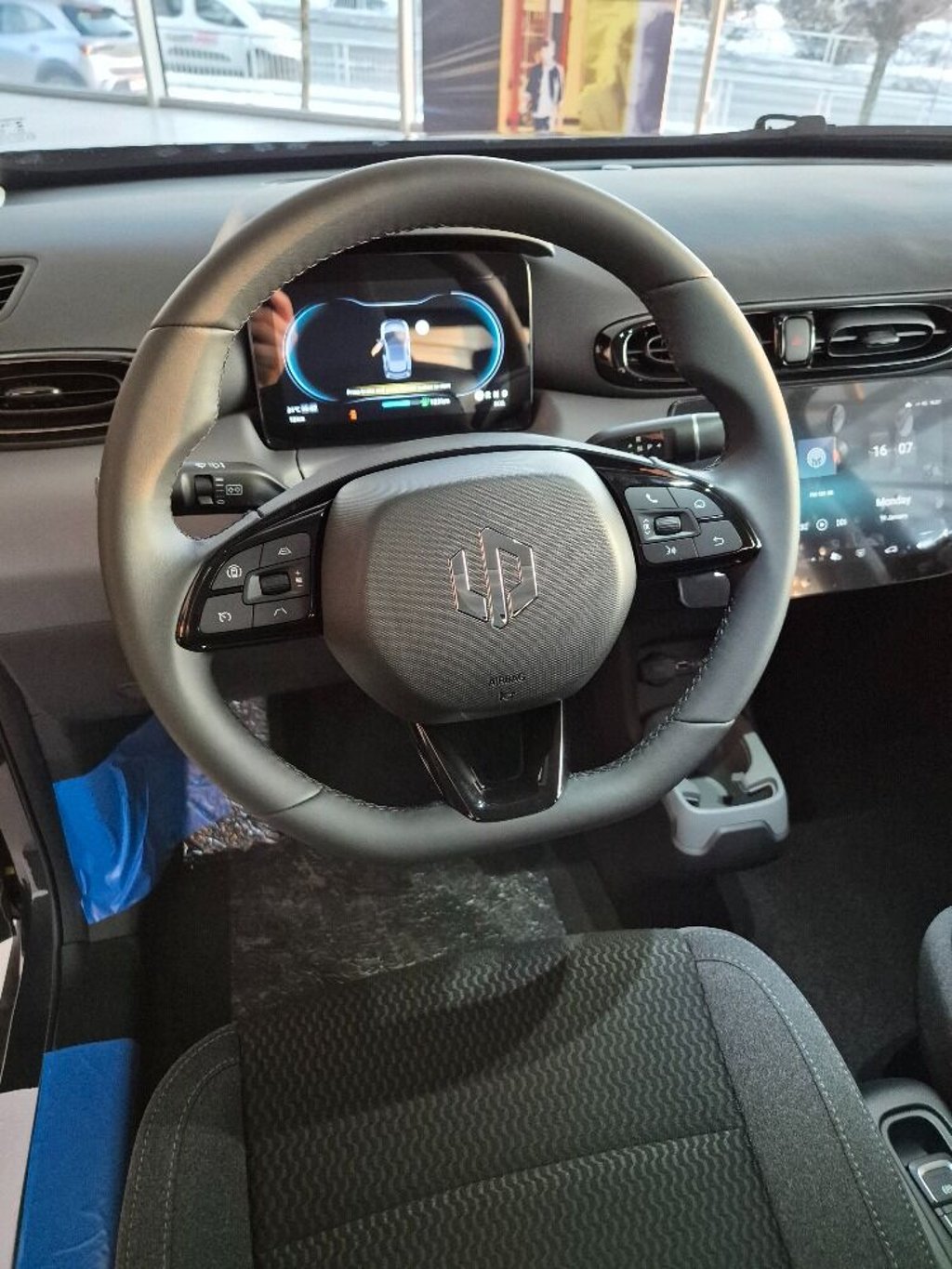T03