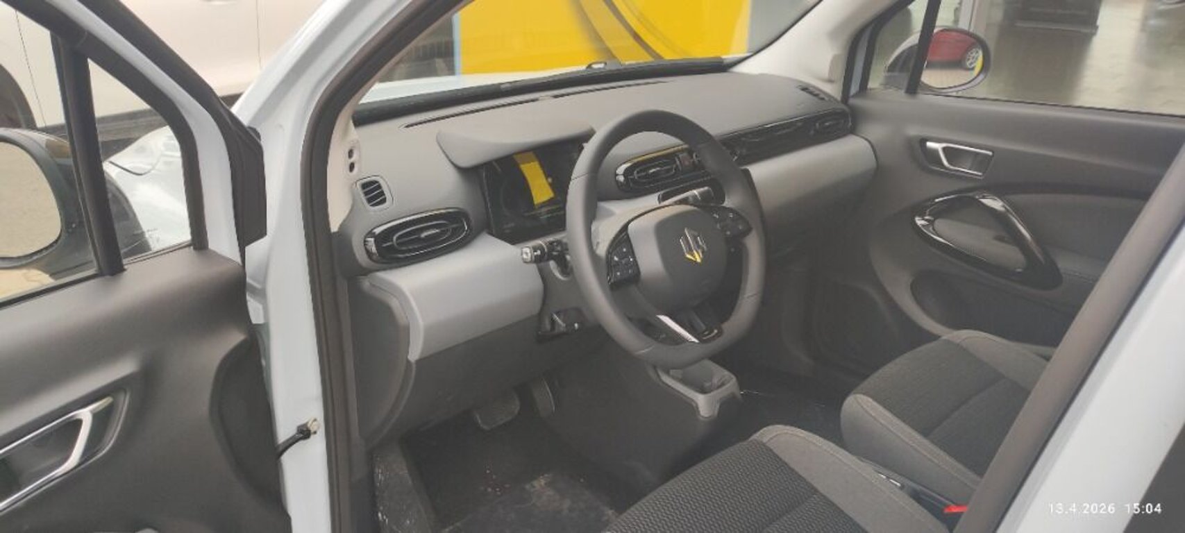 T03