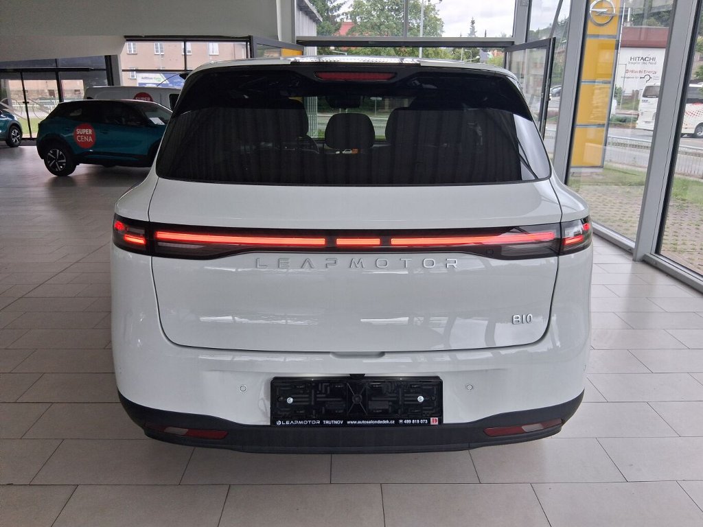 B10 DESIGN HYBRID EV 218 k, 18,8 kWh