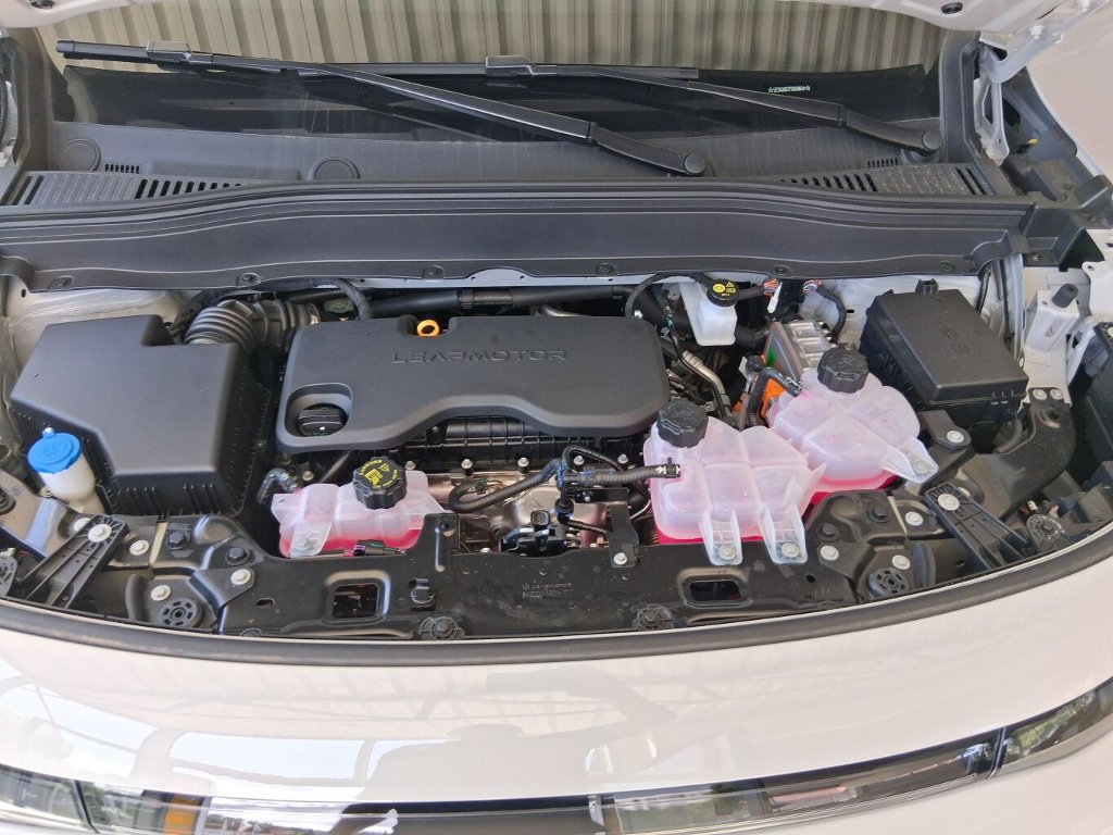 B10 DESIGN HYBRID EV 218 k, 18,8 kWh