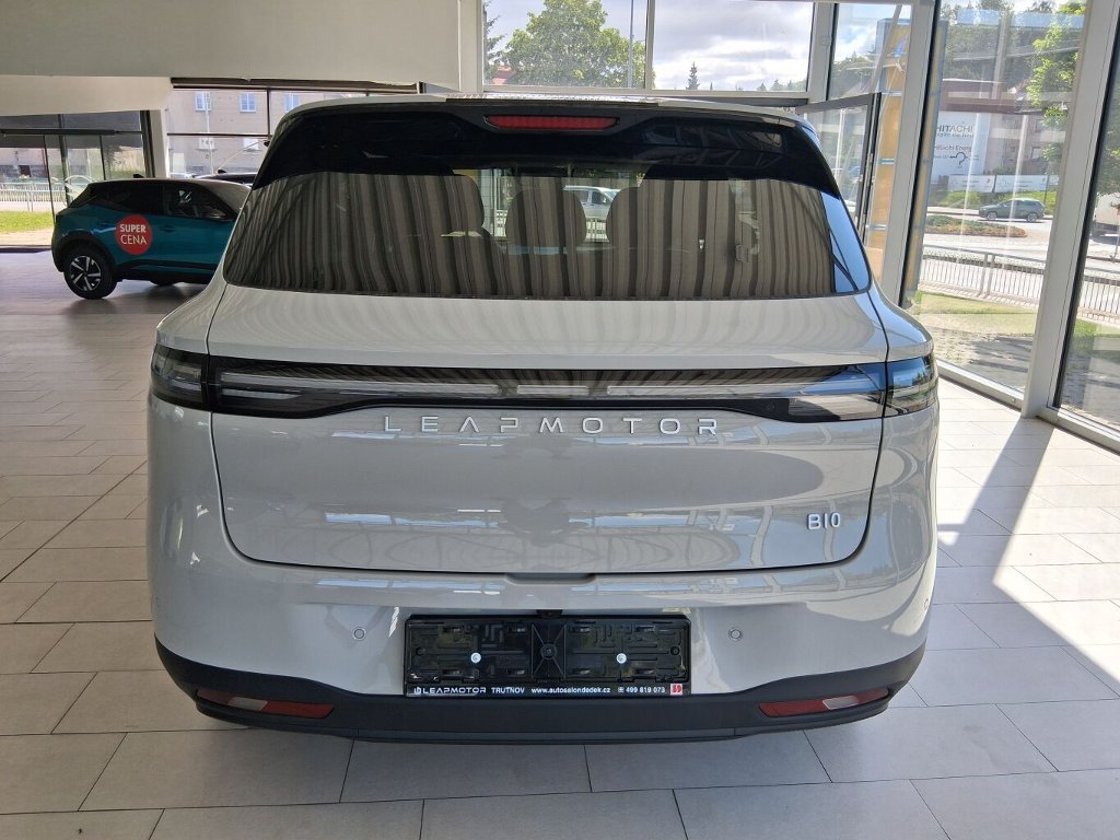 B10 DESIGN HYBRID EV 218 k, 18,8 kWh