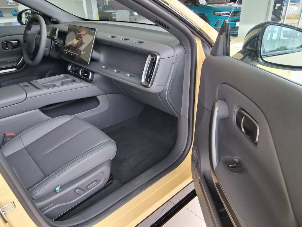 B05 DESIGN 218k, 67,1kWh