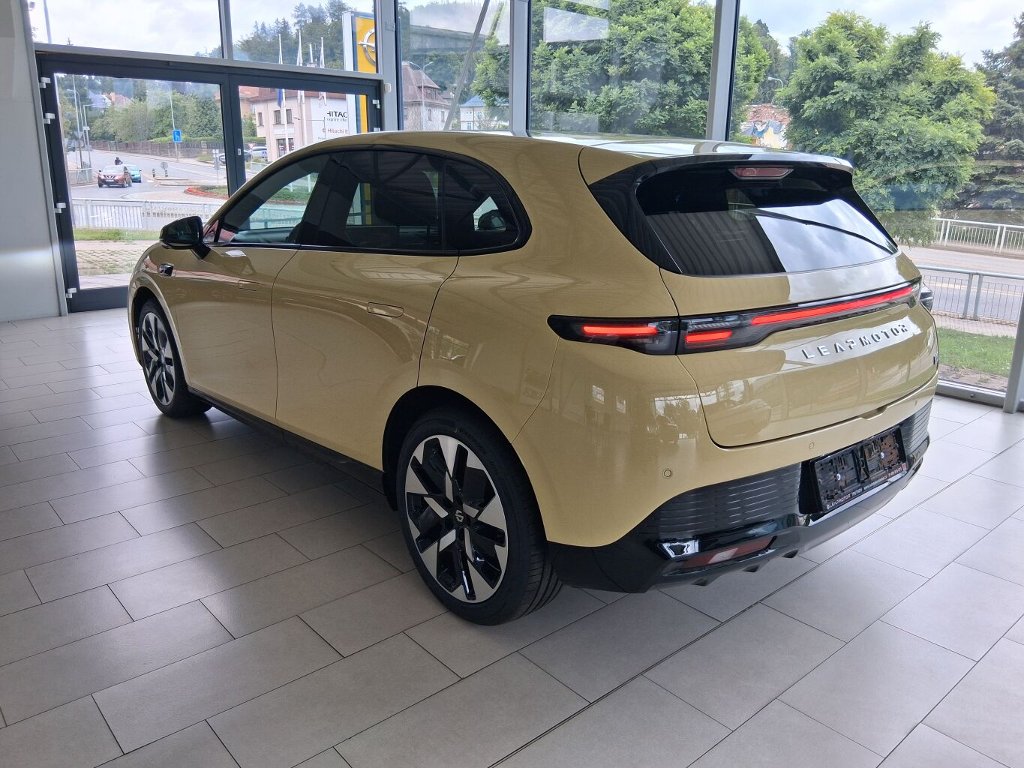 B05 DESIGN 218k, 67,1kWh