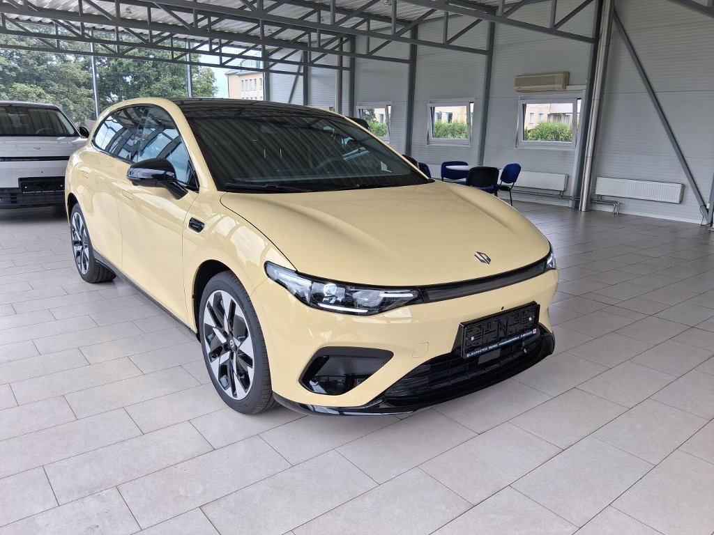 B05 DESIGN 218k, 67,1kWh
