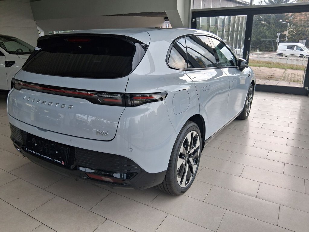 B05 DESIGN 218k, 67,1kWh