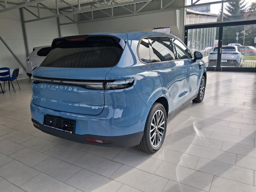 B10 DESIGN HYBRID EV 218 k, 18,8 kWh
